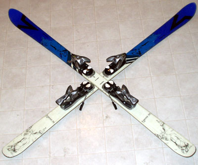 Crossed Skis